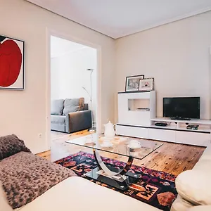 easo-apartment-by-people-rentals.sansebastianhotels.net/